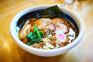麺屋藤の醤油ラーメン