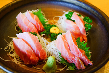 静岡県沼津港の大トロ刺身