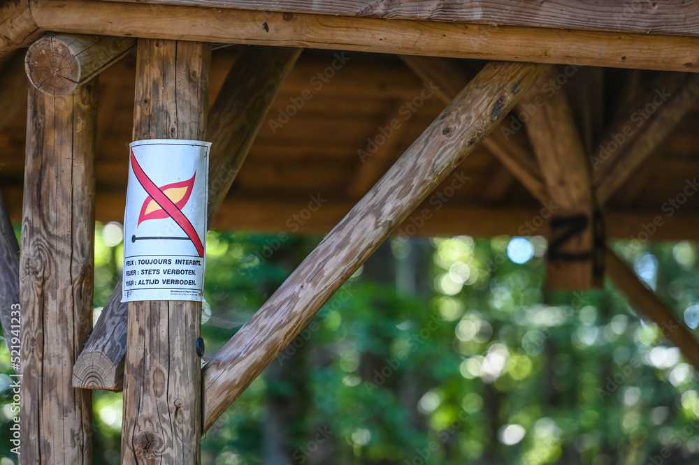 Sticker affichage prevention feu interdit foret wallonie Belgique