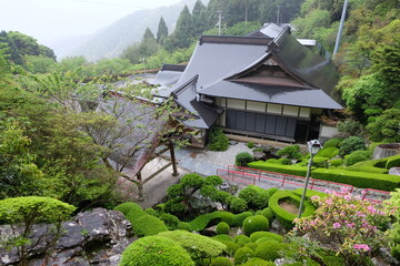 日本の伝統的な庭園と風景