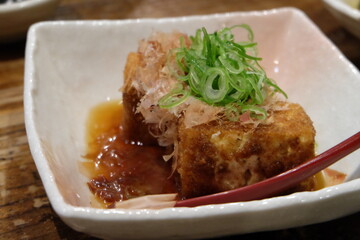 揚げ出し豆腐