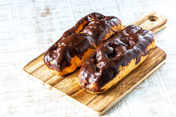 チョコレートエクレア