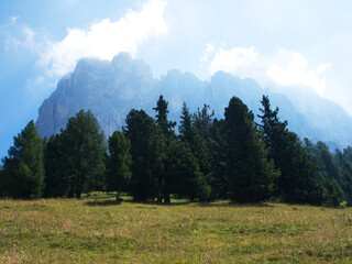 passeggiando in val di fassa, trentino alto adige, italia