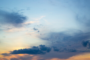 Obraz premium Blurred background. Blue sky and white fluffy clouds.