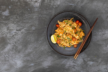 Thai Noodles with Chicken