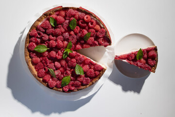 strawberries in a glass bowl