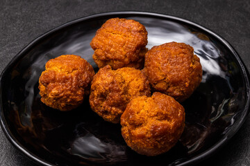 サーターアンダギー　沖縄ドーナツ　sata andagi