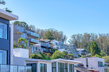 Fototapeta na wymiar Large modern houses on a slope at San Francisco, California