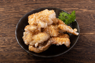 鶏皮の唐揚げ　甘辛