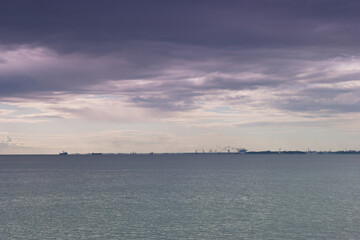 morze widok krajobraz bałtyk poranek niebo chmury - obrazy, fototapety, plakaty