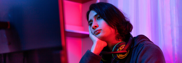 Men play E-Sport games or streamers, Lost the match, Male stressed after being criticized and...