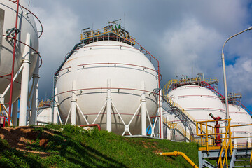 White spherical propane tanks containing fuel gas industry