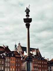 Fototapeta na wymiar architektura stare miasto Warszawa