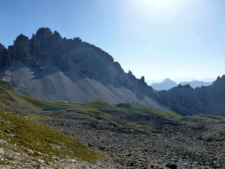 Fototapeta na wymiar Stubai high-altitude hiking trail, lap 2 in Tyrol, Austria