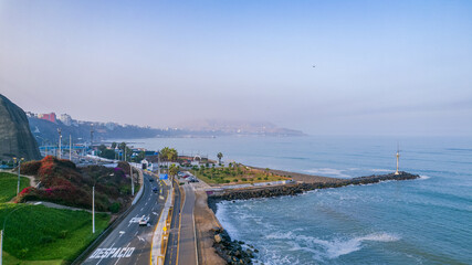 Fototapeta na wymiar Highway of the Costa Verde, at the height of the district of Miraflores in the city of Lima, Peru.