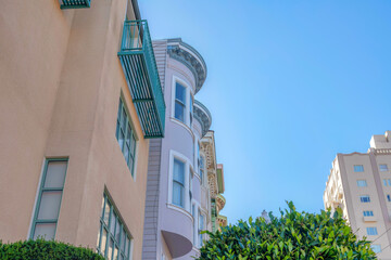 Fototapeta na wymiar Residential buildings in San Francisco, California in a low angle view