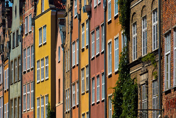Fototapeta na wymiar Gdańsk - kolory kamienic