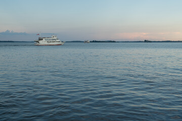 Obraz premium sunset over the harbor