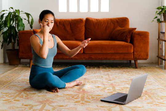 Yoga Teacher Live Streaming At Home