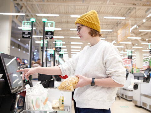 Self-service in the supermarket
