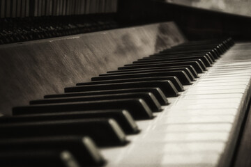 Klavier - Piano - Piano keys close up - Beatiful Decay - Verlassener Ort - Urbex / Urbexing - Lost...