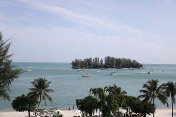 View of ocean bay sandy beach sailing yacht island keys ....