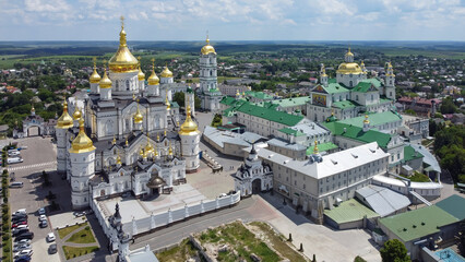 Fototapeta na wymiar Top view of the church and monastery in the city of Pochaev. Pochaev Lavra 