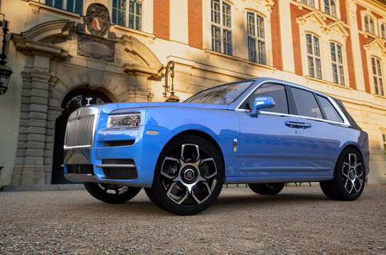 Rolls-Royce Cullinan - a luxury SUV passenger car manufactured under the British Rolls-Royce brand.