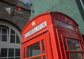 Telephone boot, defibrillator, Dyfed, County, Pembroke, Wales, UK, England, Great Brittain, 