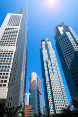 シンガポール　超高層ビル群と青空
