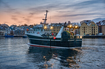 Obraz premium Downtown Ålesund in winter, Norway.