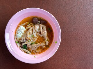 thai noodle soup