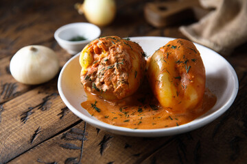 Bell peppers with meat and sour cream