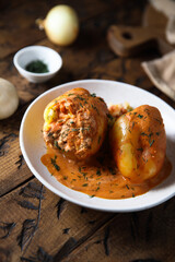 Bell peppers with meat and sour cream