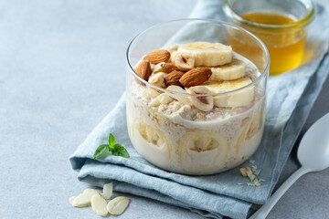 Overnight oats with banana,