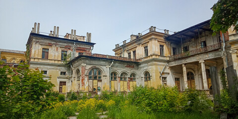 Fototapeta na wymiar Abandoned, old Mikhailovka manor, Mikhailovskaya dacha