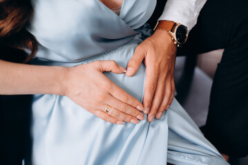 couple holding hands