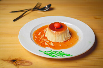 A close look at a fine dessert, i.e. the caramel. One of my best shots in food photography