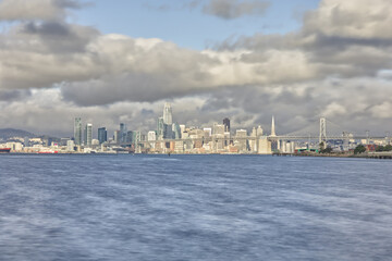 Fototapeta na wymiar San Francisco Skyline on Cloudy Morning from Waterfront