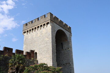 Fototapeta na wymiar La tour des pendus, vue de l'extérieur, ville de Cahors, département du Lot, France