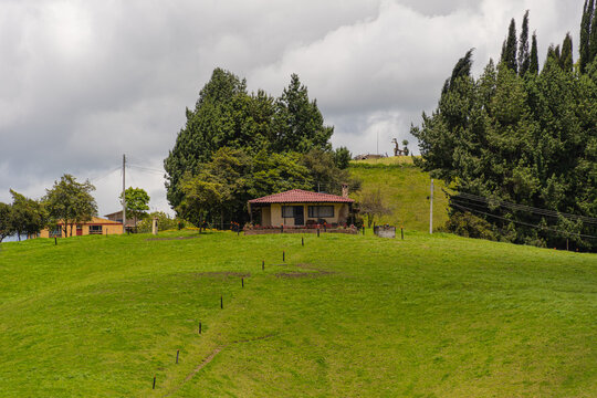 Casa Campestre En Medio De Dos Colinas, Cogua Cundinamarca