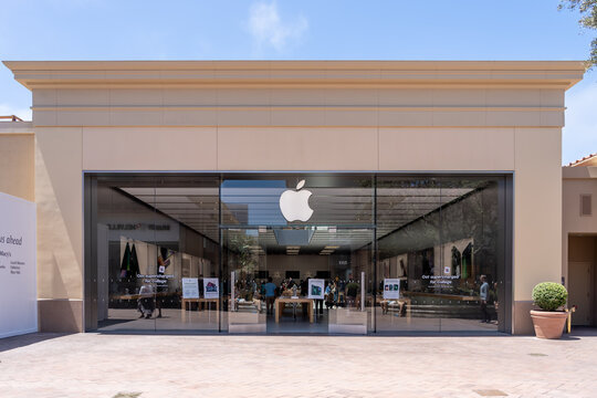4th Street - Apple Store - Apple