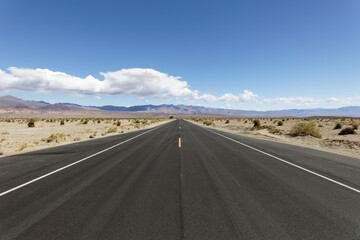 Fototapeta na wymiar Drive through Death Valley National Park, California