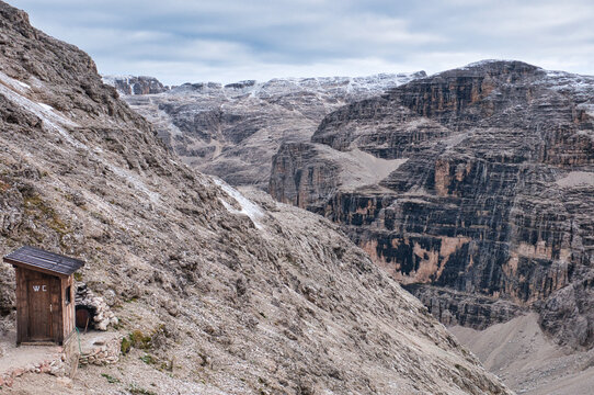 Rifugio Porduoi, Alta Via 2, Dolomites, Italy