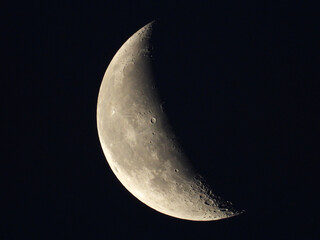 Obraz na płótnie Canvas wanning crescent moon phase