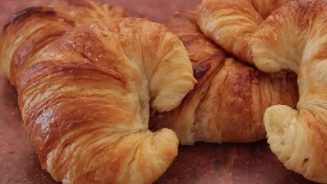 vue sur plusieurs croissants en gros plan