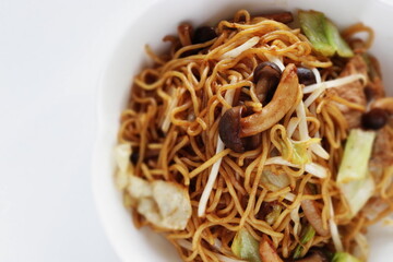 Japanese style fried noodles, Shimeji mushroom and cabbage  fried noodles