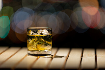 夜景とウイスキー