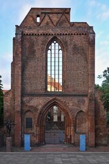 Fototapeta na wymiar Berlin - Ruine der Franziskaner Klosterkirche