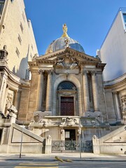 Fototapeta premium The Notre-Dame-de-Consolation chapel is a Catholic chapel located at 23 rue Jean-Goujon in the Champs-Élysées district of Paris La chapelle Notre-Dame-de-Consolation est une chapelle de culte catholiq